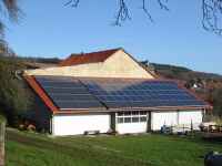 Solarstromanlage auf Scheunendach
